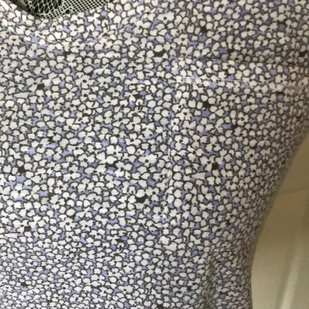 Loft T-shirt - Picture 3 of 5